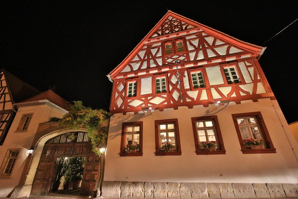 Weinhaus Henninger Hotel Kallstadt Exterior photo