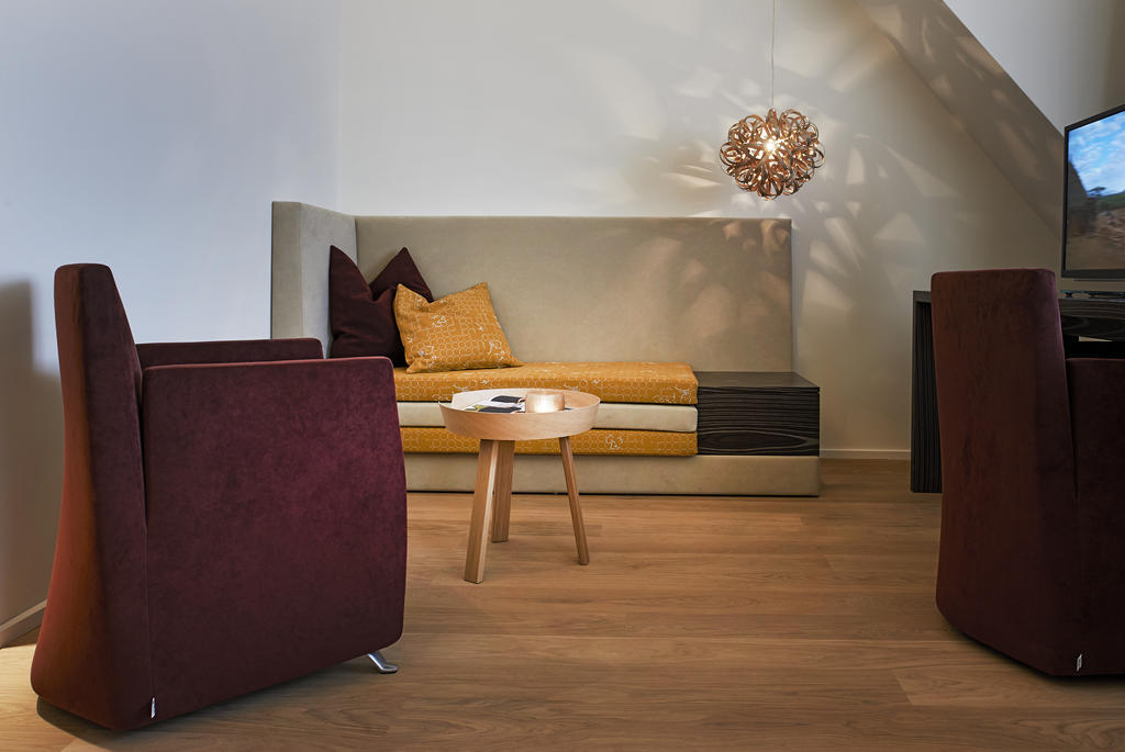 Weinhaus Henninger Hotel Kallstadt Room photo